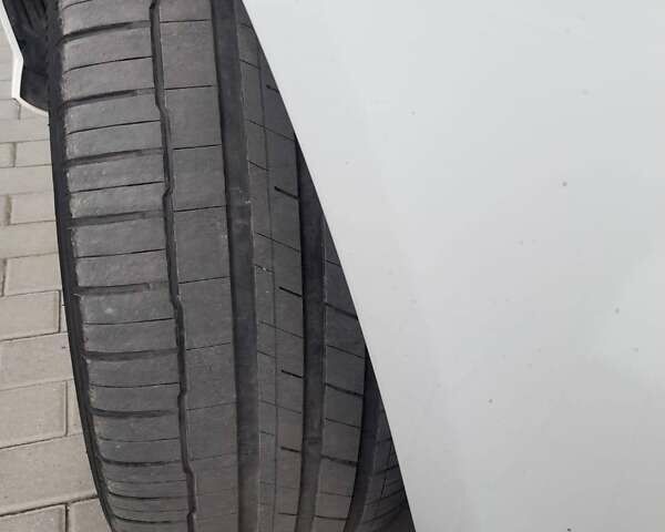 Белый Мерседес М-Класс, объемом двигателя 2.99 л и пробегом 225 тыс. км за 22500 $, фото 10 на Automoto.ua