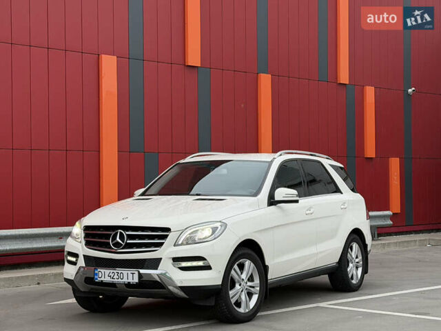 Білий Мерседес М-Клас, об'ємом двигуна 2.99 л та пробігом 217 тис. км за 20500 $, фото 1 на Automoto.ua