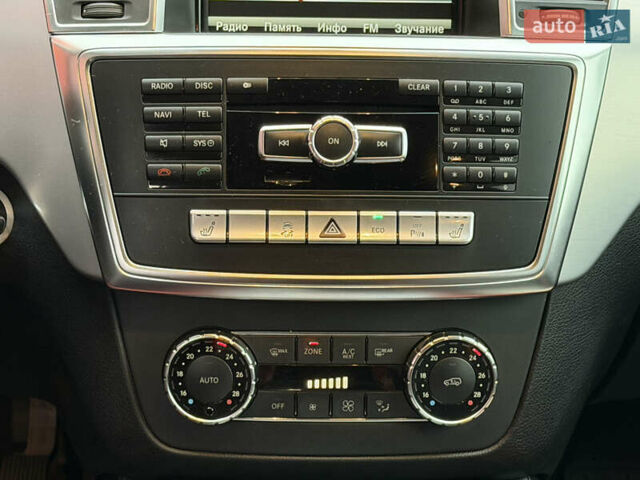 Білий Мерседес М-Клас, об'ємом двигуна 2.99 л та пробігом 217 тис. км за 20500 $, фото 17 на Automoto.ua