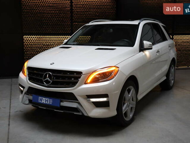 Белый Мерседес М-Класс, объемом двигателя 0 л и пробегом 167 тыс. км за 21000 $, фото 1 на Automoto.ua