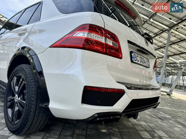 Білий Мерседес М-Клас, об'ємом двигуна 2.99 л та пробігом 199 тис. км за 27900 $, фото 37 на Automoto.ua