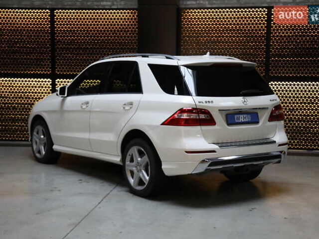 Белый Мерседес М-Класс, объемом двигателя 0 л и пробегом 167 тыс. км за 21000 $, фото 6 на Automoto.ua