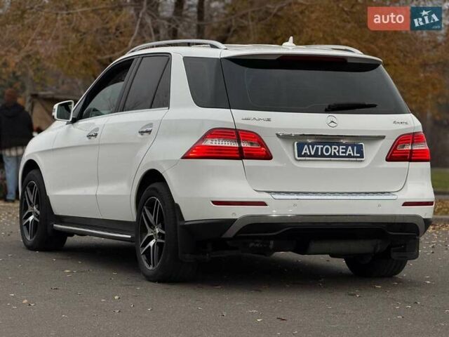 Білий Мерседес М-Клас, об'ємом двигуна 2.14 л та пробігом 261 тис. км за 21000 $, фото 20 на Automoto.ua