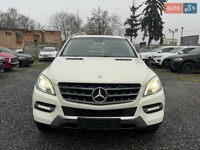 Білий Мерседес М-Клас, об'ємом двигуна 2.14 л та пробігом 246 тис. км за 20900 $, фото 17 на Automoto.ua