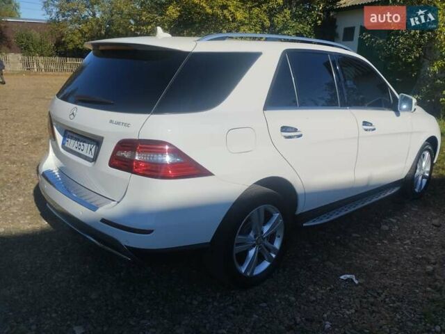 Белый Мерседес М-Класс, объемом двигателя 2.99 л и пробегом 220 тыс. км за 20650 $, фото 8 на Automoto.ua