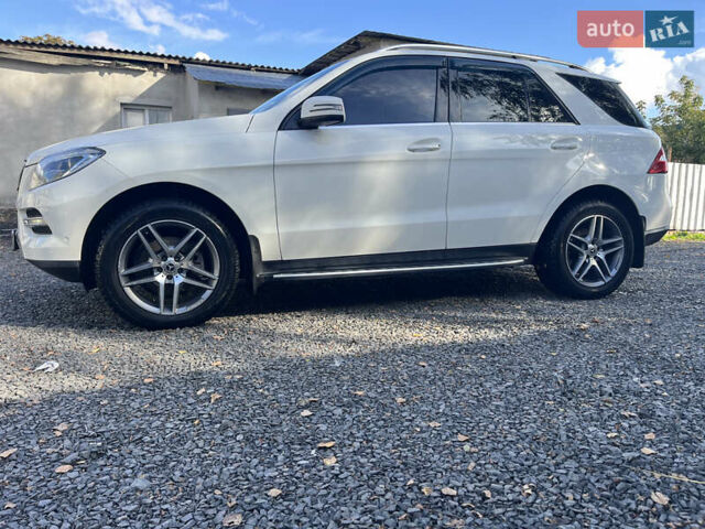 Белый Мерседес М-Класс, объемом двигателя 2.99 л и пробегом 248 тыс. км за 24500 $, фото 1 на Automoto.ua