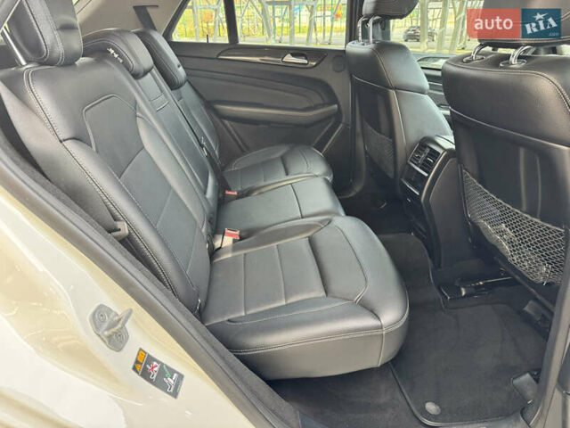 Білий Мерседес М-Клас, об'ємом двигуна 2.99 л та пробігом 199 тис. км за 27900 $, фото 86 на Automoto.ua