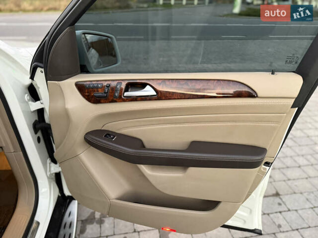 Мерседес М-Класс 2013 в Снятине на Automoto.ua Белый Мерседес М-Класс, объемом двигателя 2.14 л и пробегом 247 тыс. км за 19500 $, фото 14 на Automoto.ua
