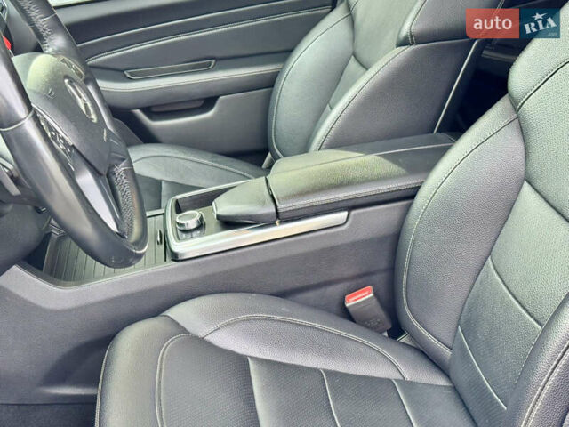 Білий Мерседес М-Клас, об'ємом двигуна 2.99 л та пробігом 199 тис. км за 27900 $, фото 82 на Automoto.ua