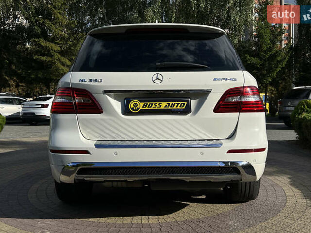 Белый Мерседес М-Класс, объемом двигателя 2.99 л и пробегом 139 тыс. км за 23300 $, фото 5 на Automoto.ua