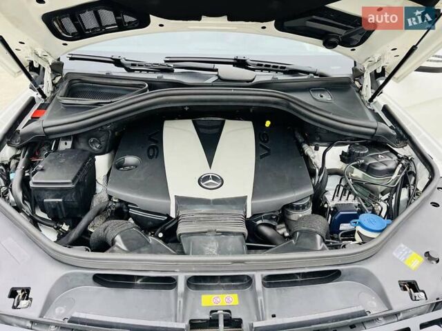 Мерседес М-Класс 2013 в Киеве на Automoto.ua Белый Мерседес М-Класс, объемом двигателя 2.99 л и пробегом 217 тыс. км за 21900 $, фото 33 на Automoto.ua