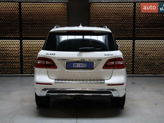 Белый Мерседес М-Класс, объемом двигателя 0 л и пробегом 167 тыс. км за 21000 $, фото 5 на Automoto.ua