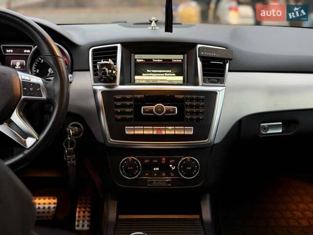 Білий Мерседес М-Клас, об'ємом двигуна 2.14 л та пробігом 261 тис. км за 21000 $, фото 42 на Automoto.ua