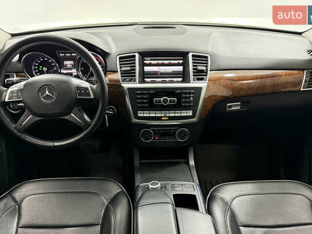 Белый Мерседес М-Класс, объемом двигателя 2.99 л и пробегом 160 тыс. км за 19900 $, фото 22 на Automoto.ua