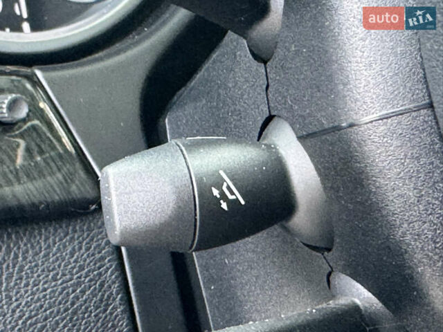 Білий Мерседес М-Клас, об'ємом двигуна 2.99 л та пробігом 199 тис. км за 27900 $, фото 70 на Automoto.ua