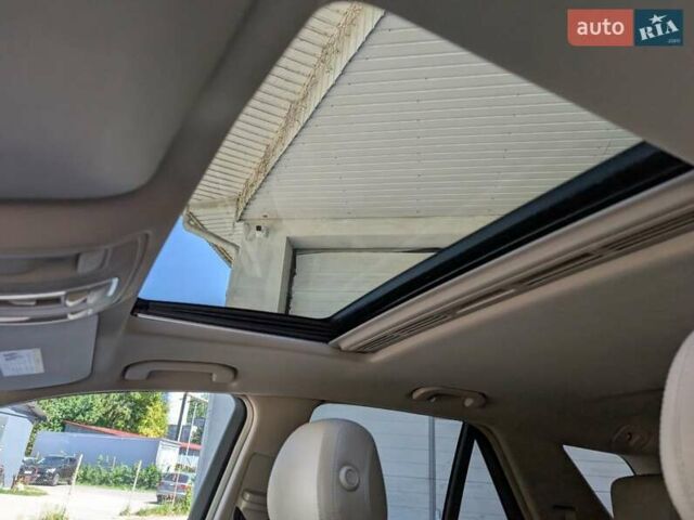 Белый Мерседес М-Класс, объемом двигателя 3 л и пробегом 340 тыс. км за 20500 $, фото 7 на Automoto.ua