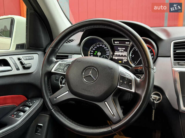 Білий Мерседес М-Клас, об'ємом двигуна 2.99 л та пробігом 217 тис. км за 20500 $, фото 18 на Automoto.ua