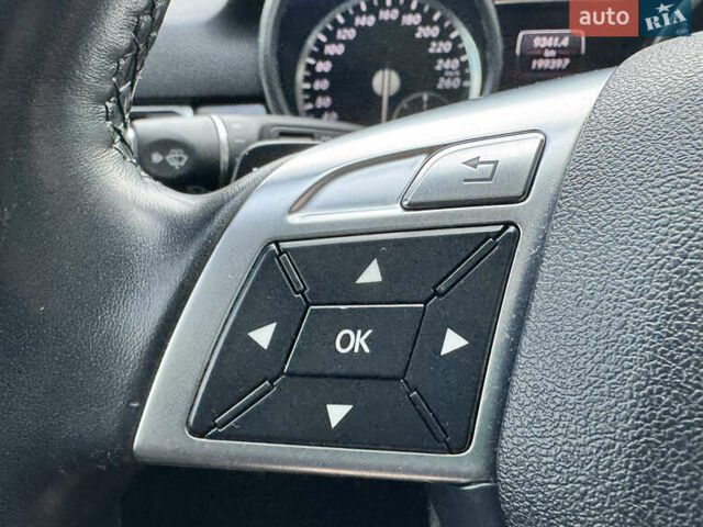 Білий Мерседес М-Клас, об'ємом двигуна 2.99 л та пробігом 199 тис. км за 27900 $, фото 72 на Automoto.ua