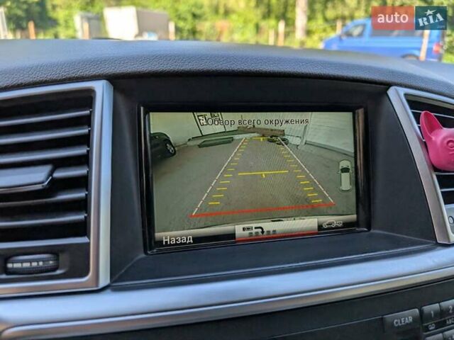 Белый Мерседес М-Класс, объемом двигателя 3 л и пробегом 340 тыс. км за 20500 $, фото 15 на Automoto.ua