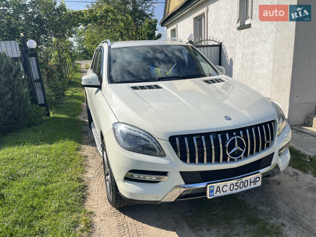 Білий Мерседес М-Клас, об'ємом двигуна 2.99 л та пробігом 238 тис. км за 23500 $, фото 4 на Automoto.ua