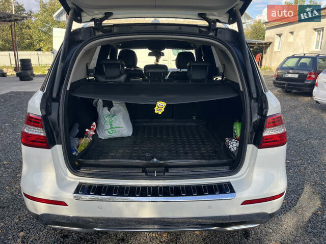 Белый Мерседес М-Класс, объемом двигателя 2.99 л и пробегом 248 тыс. км за 24500 $, фото 7 на Automoto.ua