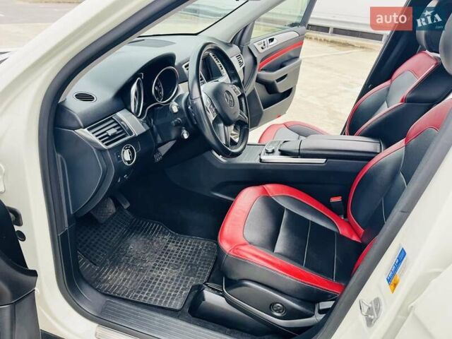 Мерседес М-Класс 2013 в Киеве на Automoto.ua Белый Мерседес М-Класс, объемом двигателя 2.99 л и пробегом 217 тыс. км за 21900 $, фото 11 на Automoto.ua