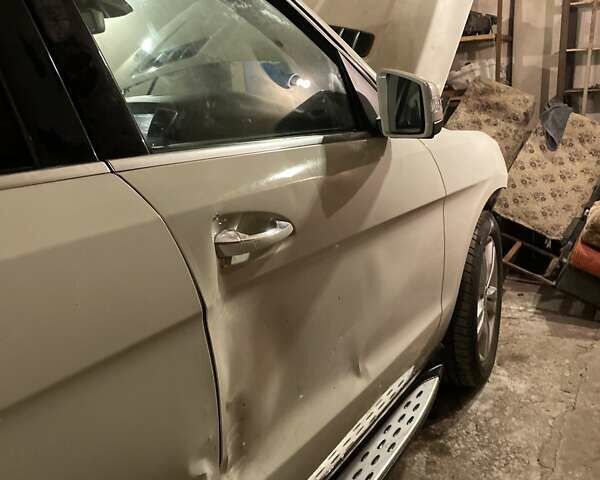 Білий Мерседес М-Клас, об'ємом двигуна 3 л та пробігом 152 тис. км за 13900 $, фото 22 на Automoto.ua