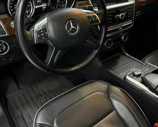 Белый Мерседес М-Класс, объемом двигателя 2.99 л и пробегом 160 тыс. км за 19900 $, фото 15 на Automoto.ua