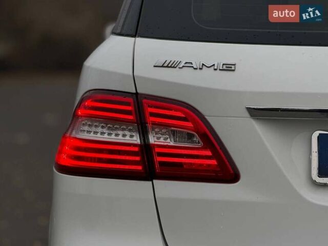 Білий Мерседес М-Клас, об'ємом двигуна 2.14 л та пробігом 261 тис. км за 21000 $, фото 21 на Automoto.ua