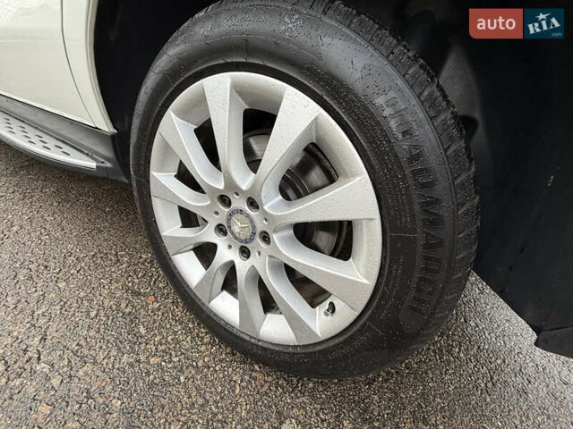 Белый Мерседес М-Класс, объемом двигателя 2.14 л и пробегом 160 тыс. км за 18990 $, фото 18 на Automoto.ua