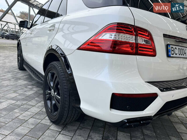 Білий Мерседес М-Клас, об'ємом двигуна 2.99 л та пробігом 199 тис. км за 27900 $, фото 28 на Automoto.ua