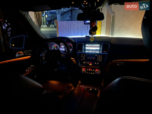 Білий Мерседес М-Клас, об'ємом двигуна 2.99 л та пробігом 242 тис. км за 23700 $, фото 7 на Automoto.ua