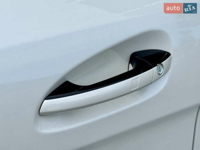 Білий Мерседес М-Клас, об'ємом двигуна 2.99 л та пробігом 199 тис. км за 27900 $, фото 30 на Automoto.ua