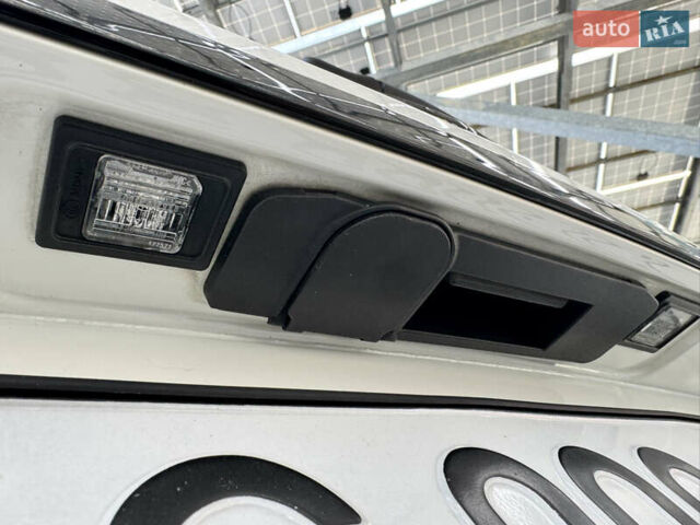 Білий Мерседес М-Клас, об'ємом двигуна 2.99 л та пробігом 199 тис. км за 27900 $, фото 48 на Automoto.ua