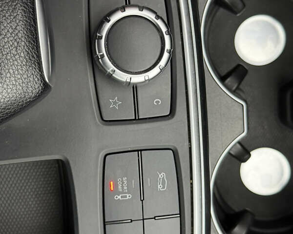 Білий Мерседес М-Клас, об'ємом двигуна 2.99 л та пробігом 217 тис. км за 20500 $, фото 23 на Automoto.ua