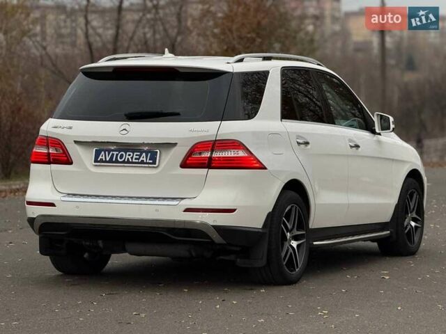 Білий Мерседес М-Клас, об'ємом двигуна 2.14 л та пробігом 261 тис. км за 21000 $, фото 17 на Automoto.ua