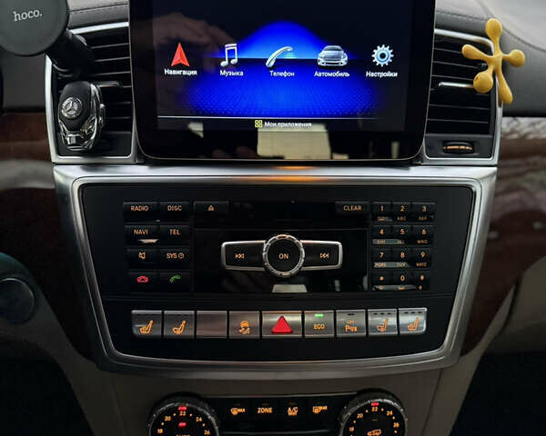 Мерседес М-Класс 2013 в Снятине на Automoto.ua Белый Мерседес М-Класс, объемом двигателя 2.14 л и пробегом 247 тыс. км за 19500 $, фото 15 на Automoto.ua