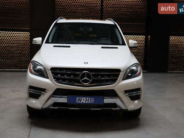 Белый Мерседес М-Класс, объемом двигателя 0 л и пробегом 167 тыс. км за 21000 $, фото 2 на Automoto.ua