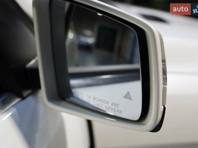 Белый Мерседес М-Класс, объемом двигателя 0 л и пробегом 167 тыс. км за 21000 $, фото 42 на Automoto.ua