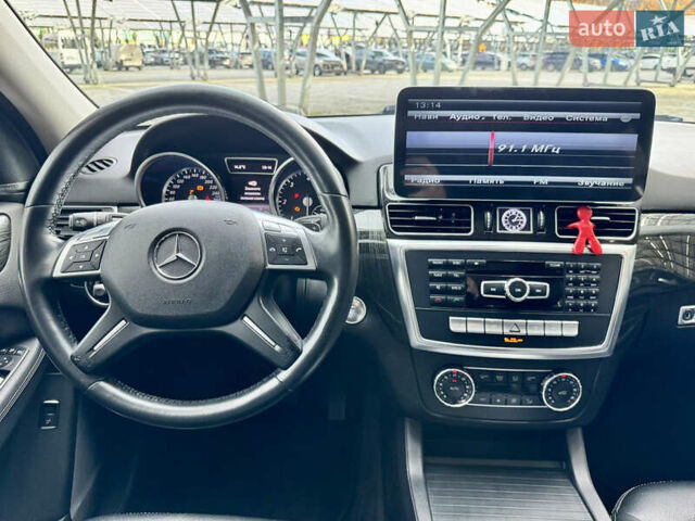 Білий Мерседес М-Клас, об'ємом двигуна 2.99 л та пробігом 199 тис. км за 27900 $, фото 62 на Automoto.ua