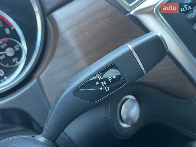 Белый Мерседес М-Класс, объемом двигателя 4.66 л и пробегом 270 тыс. км за 17990 $, фото 33 на Automoto.ua