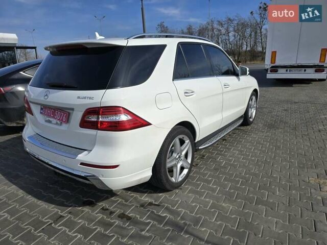 Білий Мерседес М-Клас, об'ємом двигуна 2.99 л та пробігом 235 тис. км за 19700 $, фото 5 на Automoto.ua