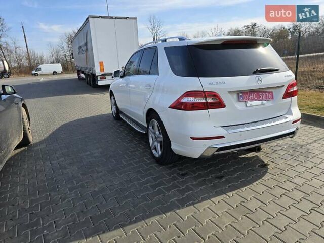 Білий Мерседес М-Клас, об'ємом двигуна 2.99 л та пробігом 235 тис. км за 19700 $, фото 3 на Automoto.ua