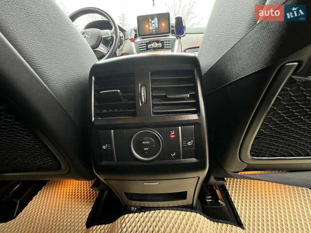 Білий Мерседес М-Клас, об'ємом двигуна 3.5 л та пробігом 148 тис. км за 18000 $, фото 10 на Automoto.ua