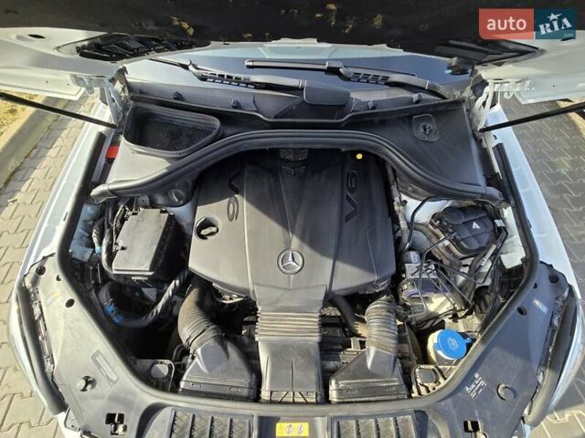 Білий Мерседес М-Клас, об'ємом двигуна 2.99 л та пробігом 235 тис. км за 19700 $, фото 37 на Automoto.ua