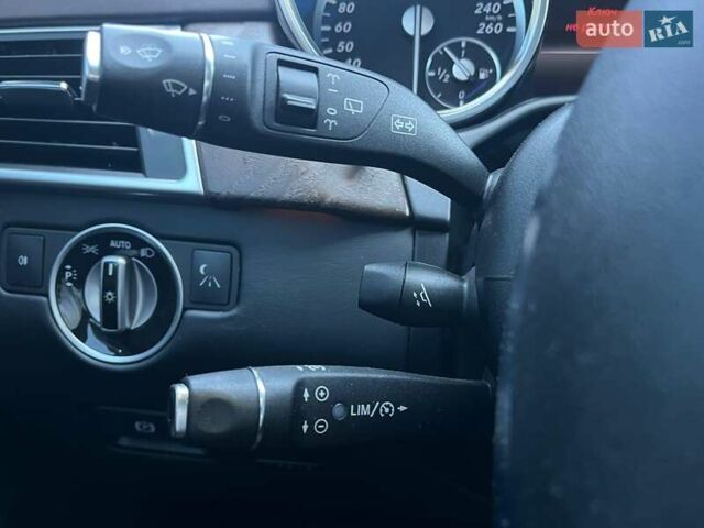 Белый Мерседес М-Класс, объемом двигателя 4.66 л и пробегом 270 тыс. км за 17990 $, фото 22 на Automoto.ua