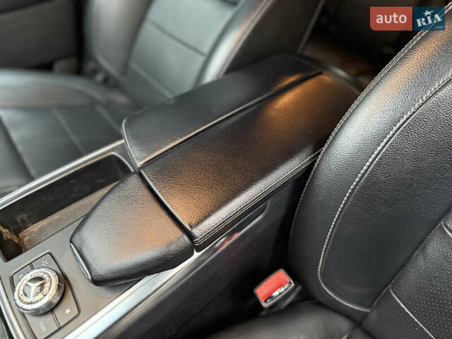 Мерседес М-Класс 2014 в Львове на Automoto.ua Белый Мерседес М-Класс, объемом двигателя 2.99 л и пробегом 279 тыс. км за 22800 $, фото 26 на Automoto.ua