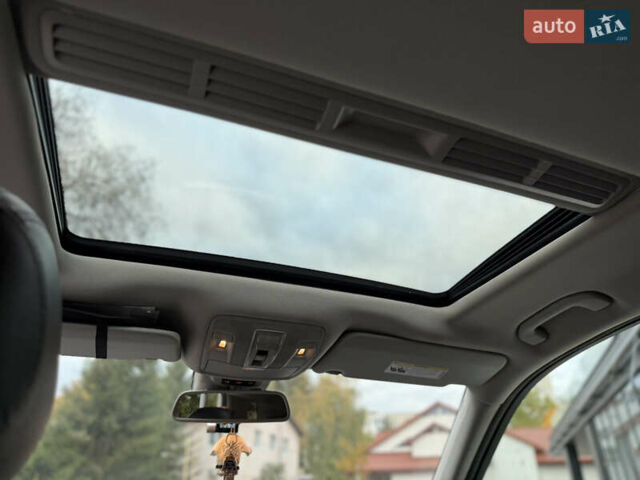 Мерседес М-Класс 2014 в Львове на Automoto.ua Белый Мерседес М-Класс, объемом двигателя 2.99 л и пробегом 279 тыс. км за 22800 $, фото 32 на Automoto.ua