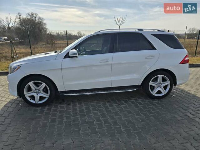 Білий Мерседес М-Клас, об'ємом двигуна 2.99 л та пробігом 235 тис. км за 19700 $, фото 2 на Automoto.ua