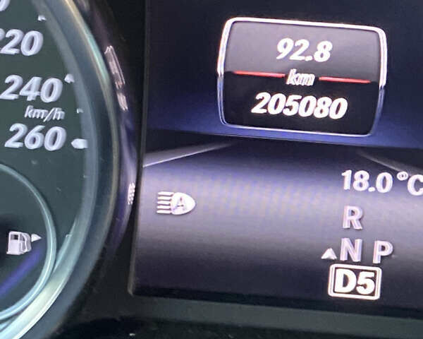 Білий Мерседес М-Клас, об'ємом двигуна 2.99 л та пробігом 200 тис. км за 21500 $, фото 10 на Automoto.ua